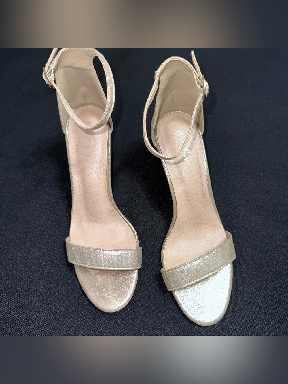 Gold Ankle-Strap Women's‎ block heel Sandals size 7.5
